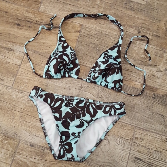 Other - ♣️ Darling Hawaiian printed bikini